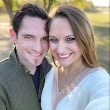 Danielle McKee (daniellemckeeda)