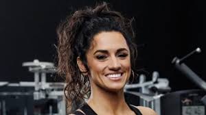 Heather Dees's Instagram, Twitter & Facebook