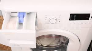 Çamaşır yıkarken dikkat edilmesi gereken bazı püf noktalar bulunmaktadır. Camasir Makinesi Deterjan Doldurma 1920x1280 1x Hologram Youtube