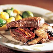 Haut De Surlonge De Boeuf Farci Aux Portobella Et Aux Tomates Sechees Recette Avec Images Tomates Sechees Soupers Boeuf