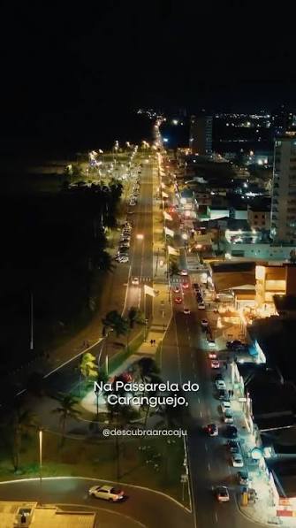 A Passarela do Caranguejo é um lugar que você tem ir! 🦀, Seja no fim de tarde ou durante à noite, a Passarela do Caranguejo reserva boa comida, bebida e música animada para todos os gostos., São ...