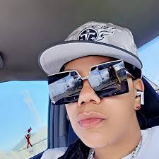 Tip love the tee!!!! 😜