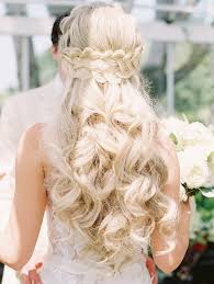 Photos of updos, wedding hairstyles and festive hair photo galleries with updos created by leading hairdressers. Pretty Wedding Hairstyles For Brides With Long Hair Martha Stewart