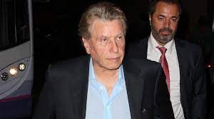 Pini zahavi, l'agent capable de régir le monde du football pini zahavi e2 : Pini Zahavi An Israeli Super Agent Is Currently Working With Bundesliga S Elite Player Robert Lewandowski Onn Premium Social Network And Magazine