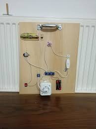 Baby Busy Board Bebek Beceri Tahtasi Merih Cok Sevdi Simdiye Kadar Yapmaliymisiz Cocugunuz Lamba Dugme Priz Seviyorsa Cok Iyi Oyn Lamba Prizler Dugmeler