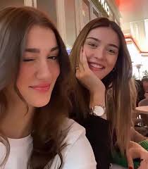 Heart of gold, crown of grace." 🌟