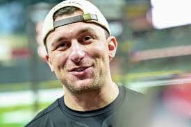 Marcel Reed's Instagram, Twitter & Facebook