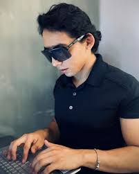 Brian Lemus's Instagram, Twitter & Facebook