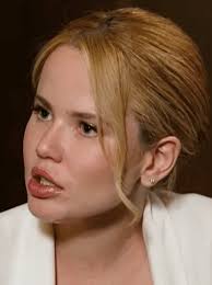 Namorada de Dado nega agressão após falar a amigos que foi enforcada