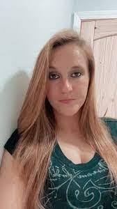 Jessica Dake's Instagram, Twitter & Facebook