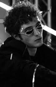 Tanya Storie's Instagram, Twitter & Facebook