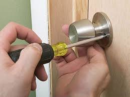 See full list on doityourself.com How To Disassemble The Door Handle With Built In Latch And Whether It Is Possible To Repair How To Remove The Handle From The Interior Door The Necessary Tools Instructions