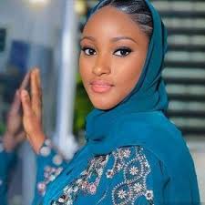 Khedee Alee (@khedeealee)