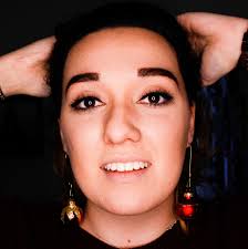 Tara Borden's Instagram, Twitter & Facebook