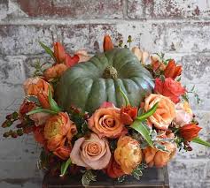 6 Awesome Ways To Decorate With Fall Pumpkins Oasis Floral Products Na The most stunning fall flower arrangements and centerpieces. decorate with fall pumpkins