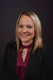 Lynsie Delp's Instagram, Twitter & Facebook