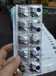 Akan tetapi jika dalam waktu 3 hari setelah pengobatan demam tinggi tidak kunjung mereda atau suhunya semakin meninggi bahkan melebihi angka 40 derajat celcius, maka. Paratusin Tablet Anak Dewasa Obat Demam Panas Batuk Pilek Flu Hidung Tersumbat 100 Recommended Shopee Indonesia