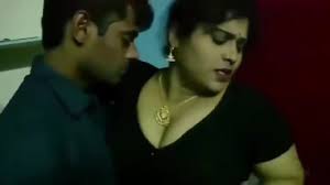 Lakshmi aunty : Hindi Sex Tube