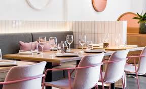 Sey Chairs By Emilio Nanny For Billiani At Nour Restaurant Sydney Australia Ristorante Interni Design Design Contemporaneo
