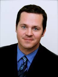 Jonathan Hinkle's Instagram, Twitter & Facebook