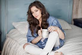 (c) 1996 universal music polska. We Love Mamissima Natalia Kukulska Love Mamissima