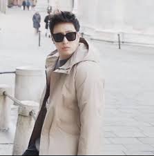 Jun 12, 2021 · 演出韓劇《模範計程車》與《move to heaven：我是遺物整理師》中的「歐巴」李帝勳要出專輯了？原來是kelly老眼眼花，把台灣男星「潘帥」潘瑋柏錯認成李帝勳了！但，他們兩人實在長得太相像啦。潘瑋柏近日在ig釋出新專輯進度，完成第1首新曲的他開心曬出錄音側拍照，戴著口罩. æ½˜ç'‹æŸå—éƒ¨å°ˆå±¬æ‡‰æ´åœ˜ Home Facebook