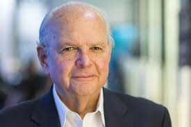 SARA LEE FUTURE INCLUDES FULL-PRICE CHAMPION SHOPS Byline: Nancy Bru..