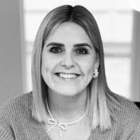 Rebecca Jessen's Instagram, Twitter & Facebook