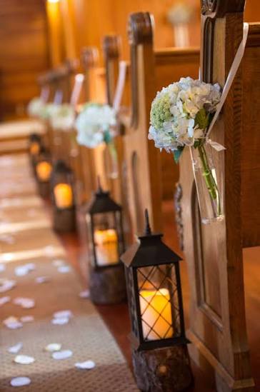 Rustic Lantern and Bouquet Aisle Decorations
