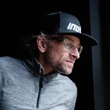 Yếm Boston 14285 có bị nguyền rủa không? Năm 2024 mất 4 người để mang bib  14285 qua vạch đích. Một thập kỷ trước đó, đó là mục tiêu của những chiếc