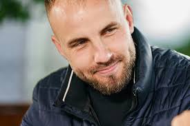 Coming About: A Family Passage at Sea|Susan Tyler Hitchcock.