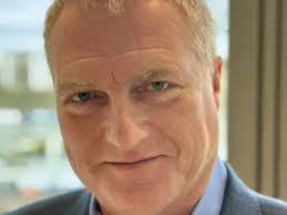 Steve Bertram's Instagram, Twitter & Facebook