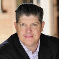 Brad Bloomer's Instagram, Twitter & Facebook