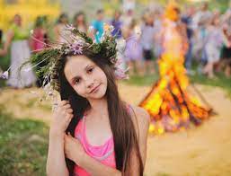 Он приносит в нашу жизнь нечто таинственное и магическое тем самым чаруя и даря веру в лучшее. Ivana Kupala 2021 Chto Mozhno I Nelzya Delat Tradicii