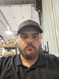 My PSN is chidreams28, and I'm playing Division 2. I'm looking for people  to play with.