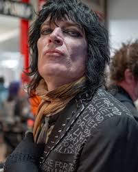 🧷 P U N K M A J E S T Y🧷