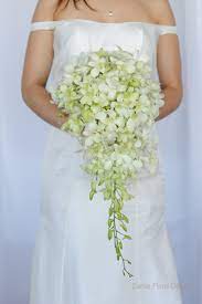 White And Green Wedding Bouquets Dahlia Floral Design Wedding Bouquets Bride Wedding Bouquets Green Wedding Bouquet