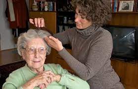 *pro domo darf keine steuerliche beratung vornehmen. Gute Altenpflege Ob Tagespflege Pflegedienst Oder Pflege Zuhause Mit Pflegehilfe