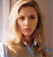What are some photos of Scarlett Johansson?
