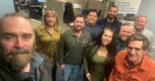 Roger Wiswell's Instagram, Twitter & Facebook