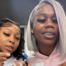 Lesbian Couple name kash and 7 going viral