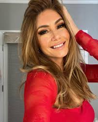 Good Morning ☀️ Before we finish this year out today, tell me what your  2024 highlights are! What have you taken away from this year? 💕❣️