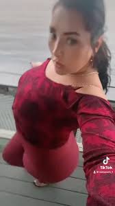 Reina Samayoa (@reina_sam_1) • Instagram photos and videos