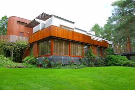 The spaces have dimensions varied, ranging from very generous spaces virtually the cabin. Alvar Aalto S Architecture Villa Mairea