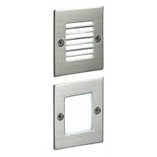 Constructed of cast aluminum and a clear glass lens, the well light is designed. Z003w Oscar Guide Recessed Outdoor