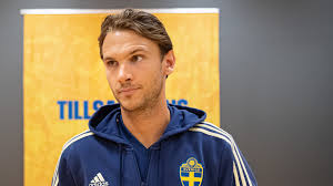 Albin ekdal er kominn með kórónuveiruna. Albin Ekdal Friskforklarad Fran Covid 19 Efter Sex Veckor Dn Se