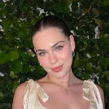 maristcollege #vineyardvines