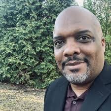 Barry Barton's Instagram, Twitter & Facebook