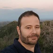 Amazon.com: Michael Combs: books, biography, latest update