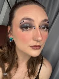 Stunning Gemstone Inspired Eyeshadows Review